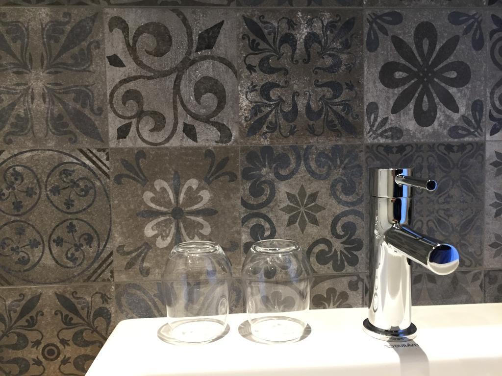 Le Clos D'Emile Bordeaux Room photo